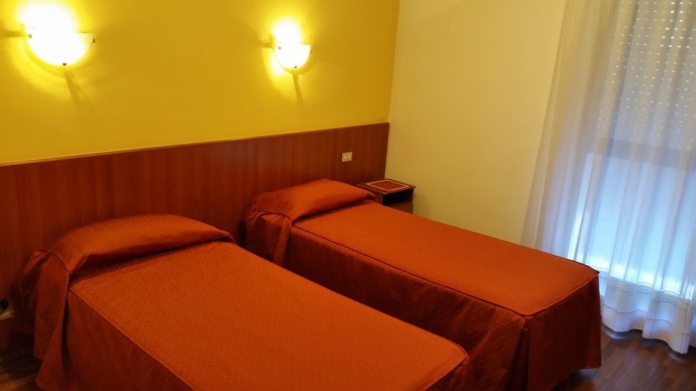 Hotel Le Colombelle SantʼAngelo Esterno foto